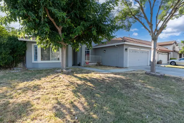 1928 Davis DR, Los Banos, CA 93635