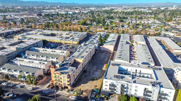 Panorama City, CA 91402,7911 Ventura Canyon AVE