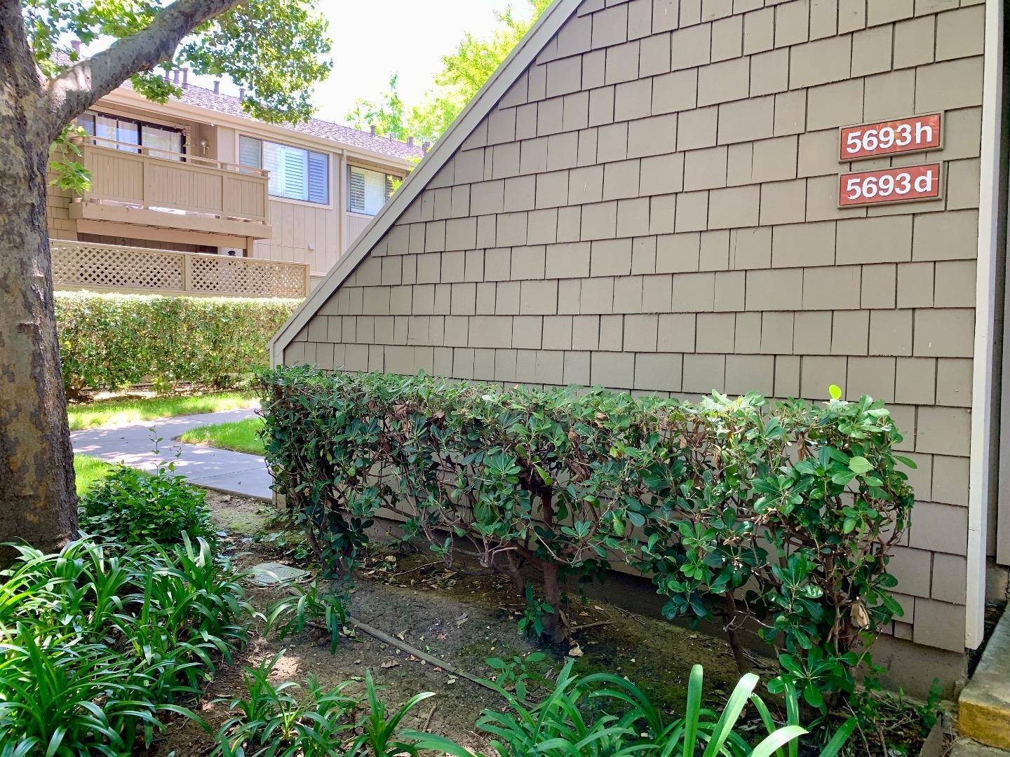 San Jose, CA 95123,5693 Makati CIR D