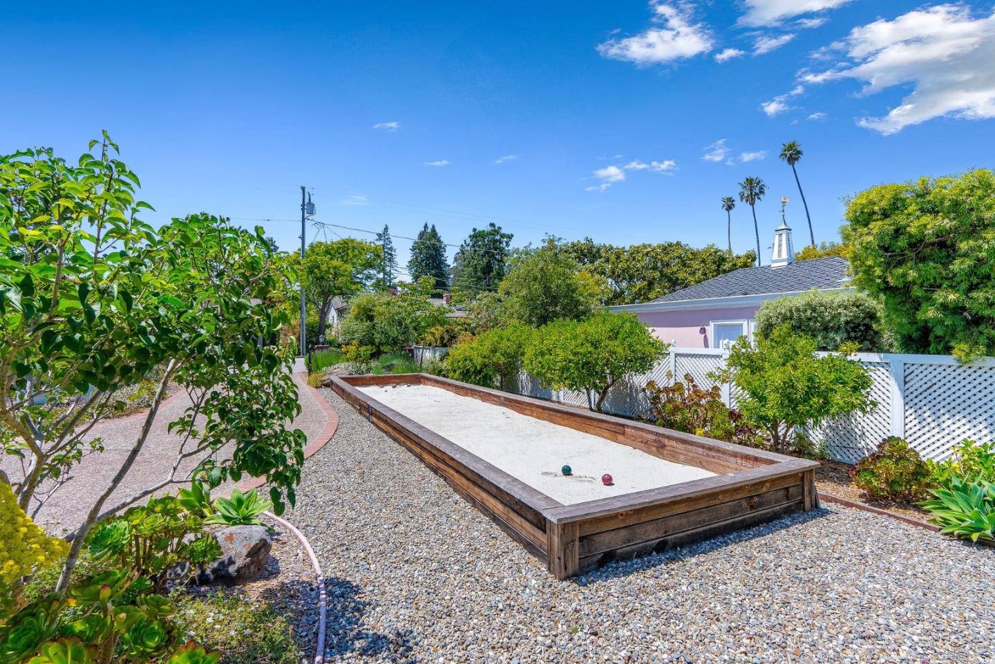 Santa Cruz, CA 95060,1212 Laurent ST