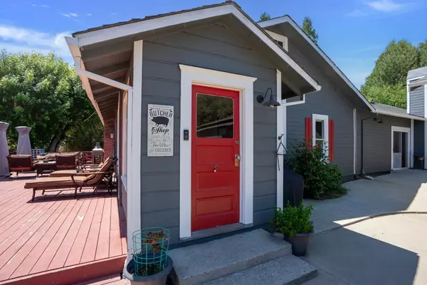 Aptos, CA 95003,2165 Cox RD