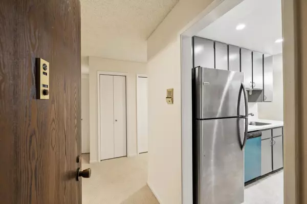 San Bruno, CA 94066,1031 Cherry AVE 18