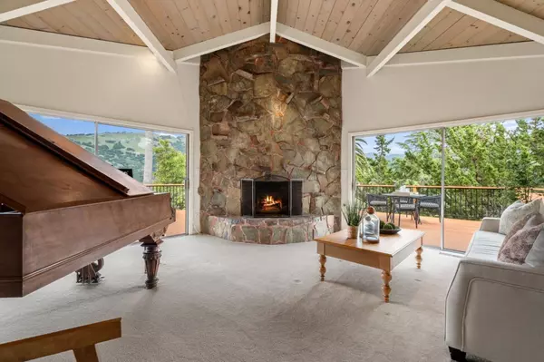 Morgan Hill, CA 95037,17121 Parkview DR