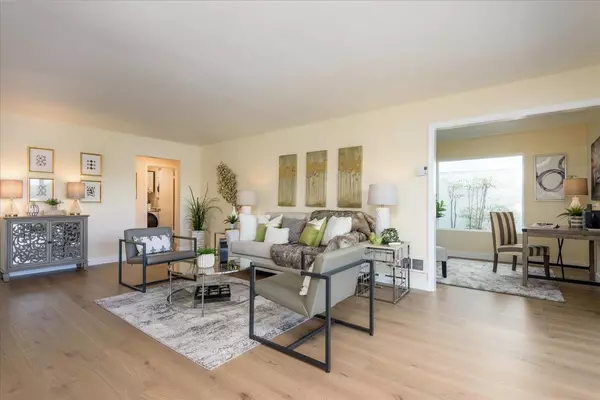 Foster City, CA 94404,933 Lido LN