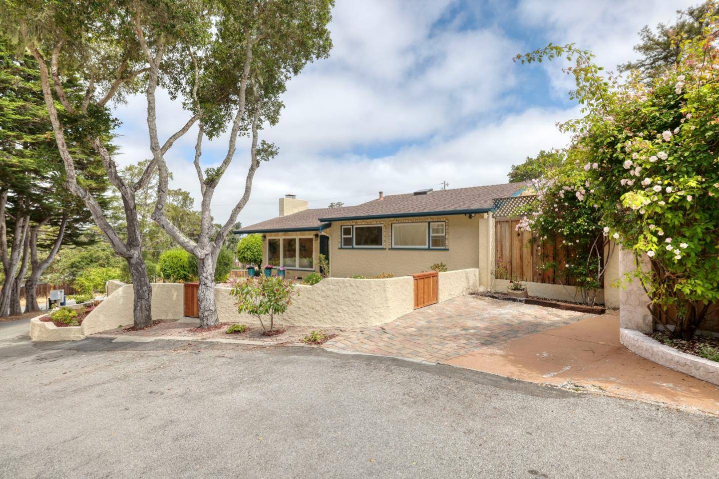 Monterey, CA 93940,1275 Josselyn Canyon RD