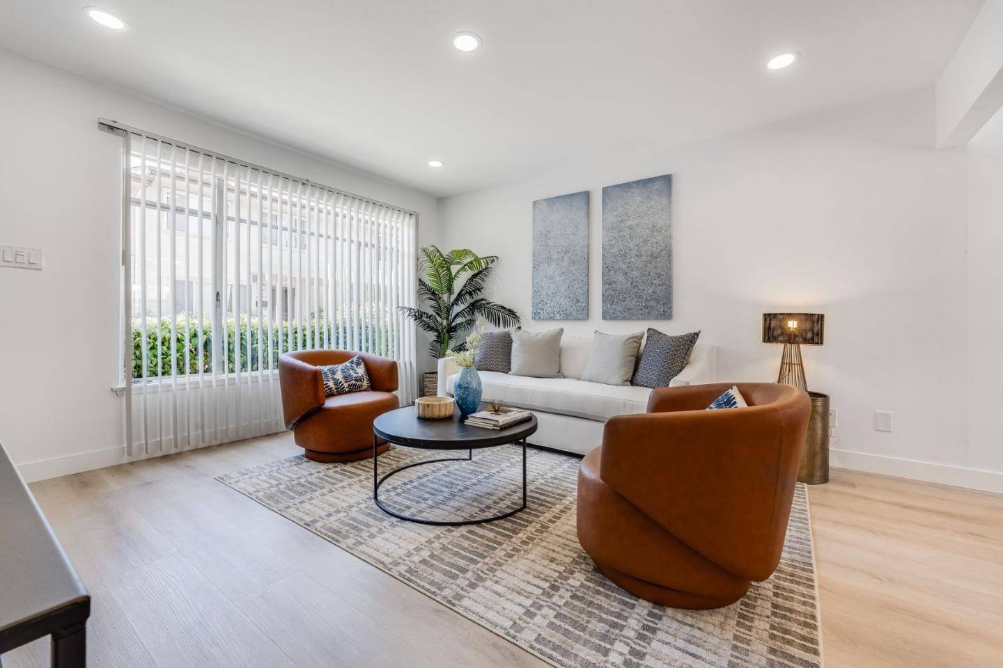 San Mateo, CA 94403,1561 Marina CT E