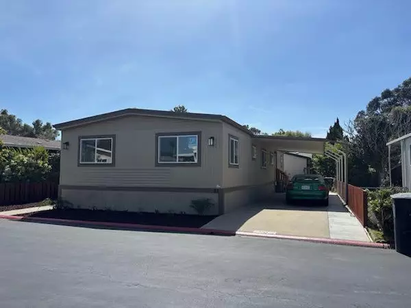 Salinas, CA 93906,255 E BOLIVAR ST 84
