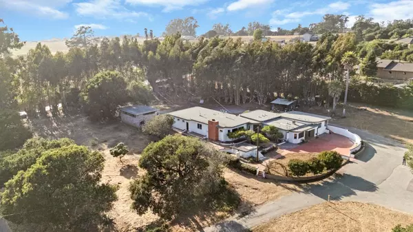 Salinas, CA 93907,8841 Archer RD