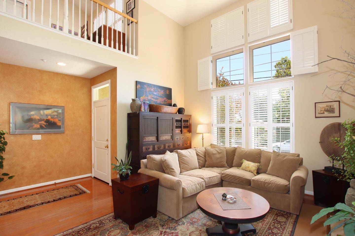 Santa Cruz, CA 95060,332 Meder ST
