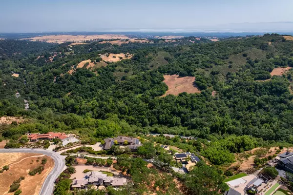 Portola Valley, CA 94028,5 Redberry RDG
