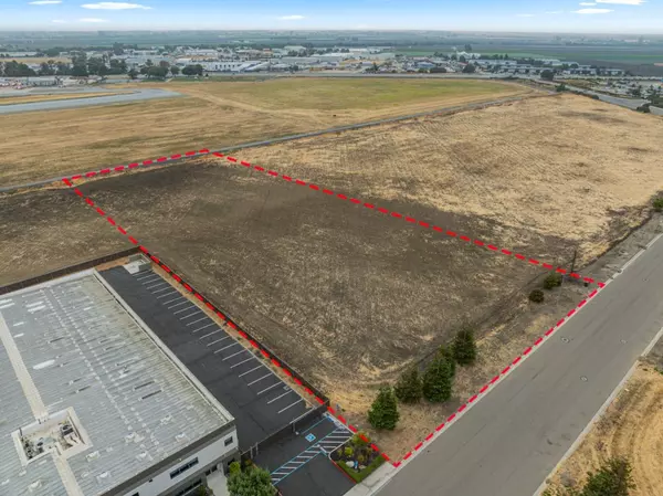 Hollister, CA 95023,1810 Airway DR