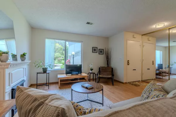 Pacifica, CA 94044,1263 Rosita RD