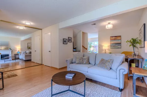 Pacifica, CA 94044,1263 Rosita RD