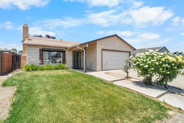 257 Robert AVE, Ripon, CA 95366
