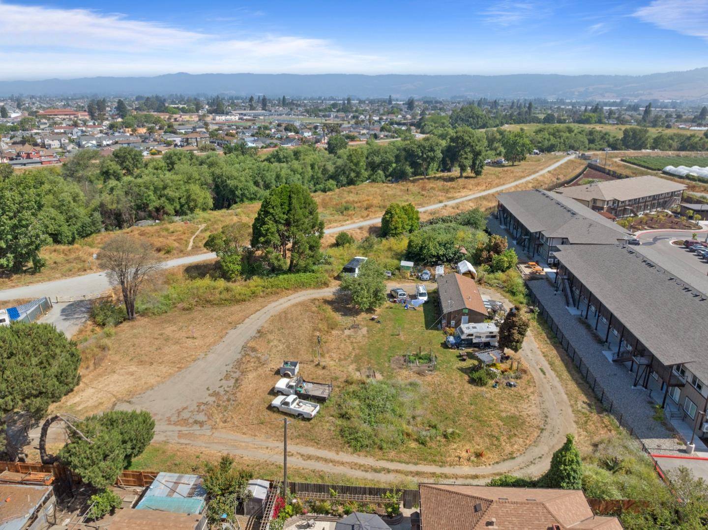 Royal Oaks, CA 95076,124 Gonda ST