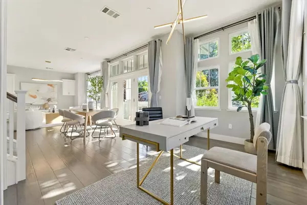 Mountain View, CA 94043,649 Sierra Vista AVE