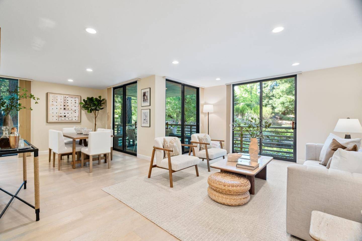 Menlo Park, CA 94025,1100 Sharon Park DR 2