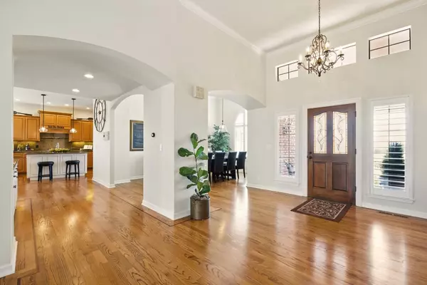 Gilroy, CA 95020,2525 Bridle Path DR