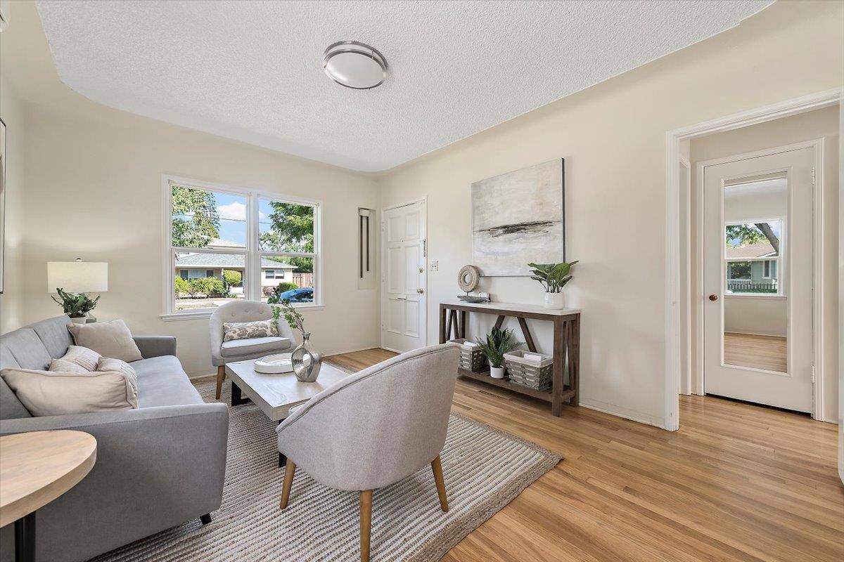 Mountain View, CA 94041,495 Pettis AVE