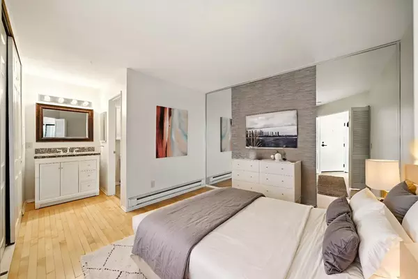 Monterey, CA 93940,125 Surf WAY 343