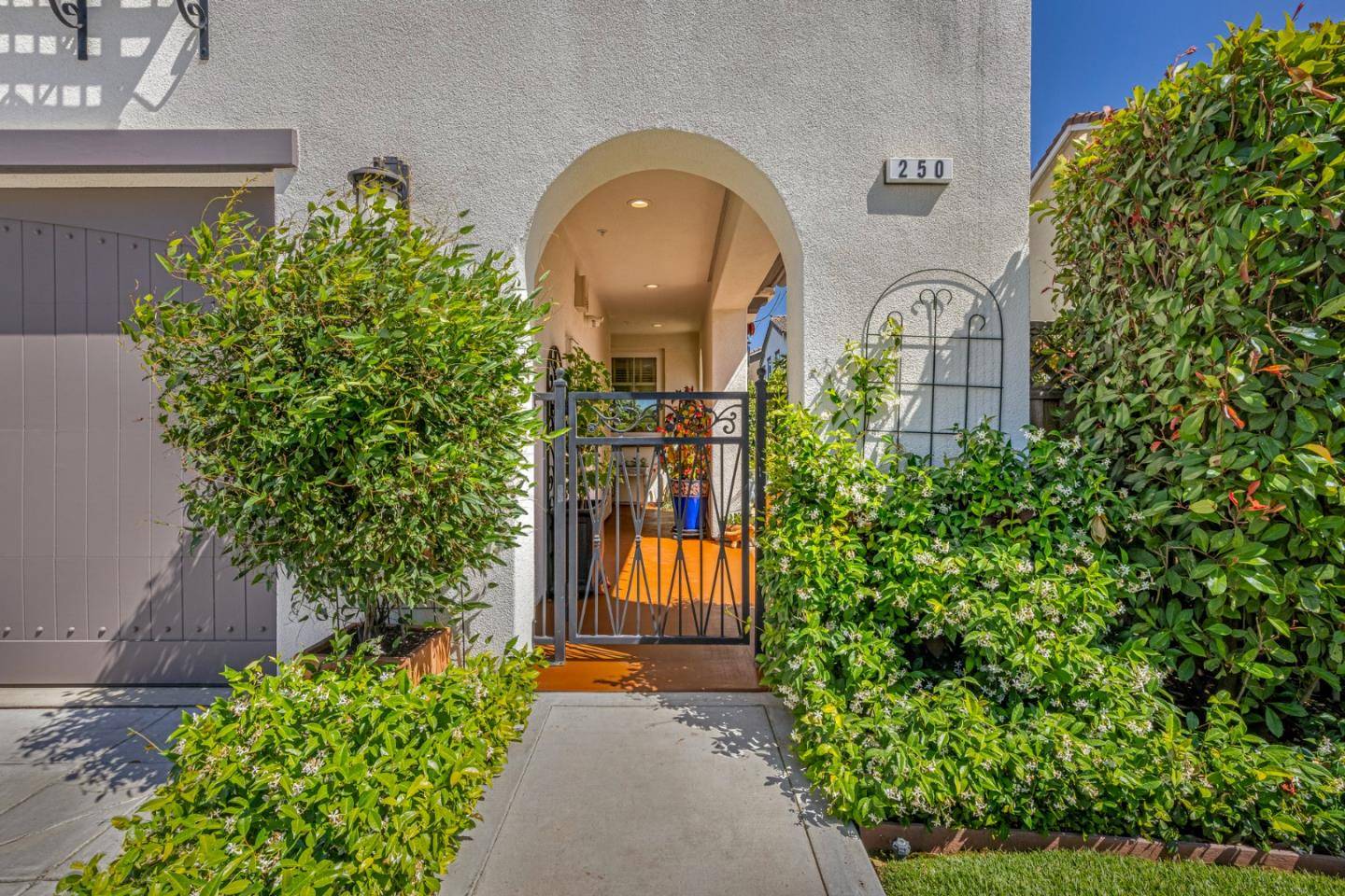Morgan Hill, CA 95037,250 Calle Del Rey