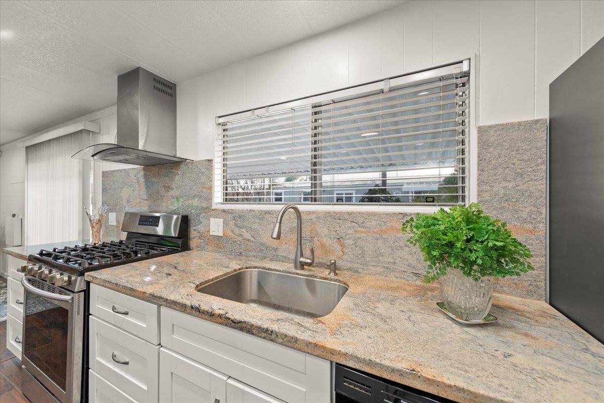 Modesto, CA 95357,1613 Cabo DR # 9