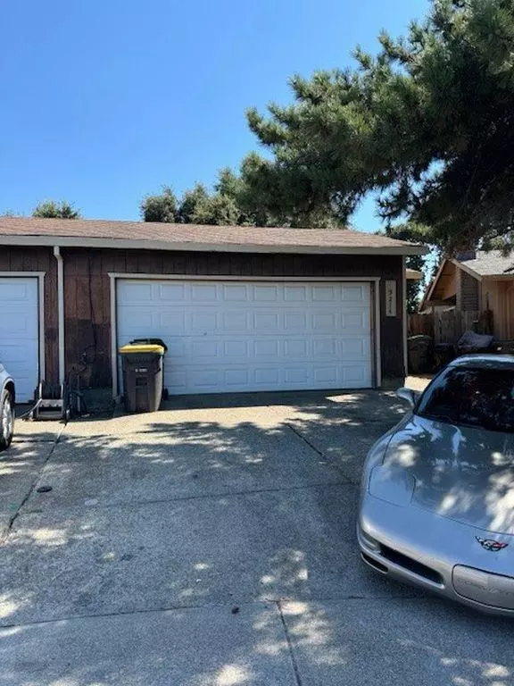 Stockton, CA 95209,9214-9216 Darby CT