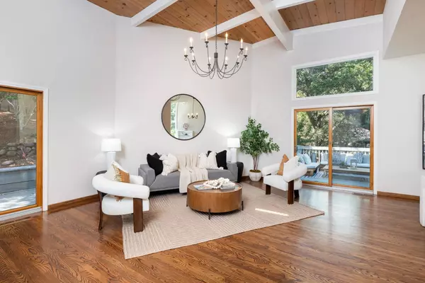 San Carlos, CA 94070,81 Devonshire CIR
