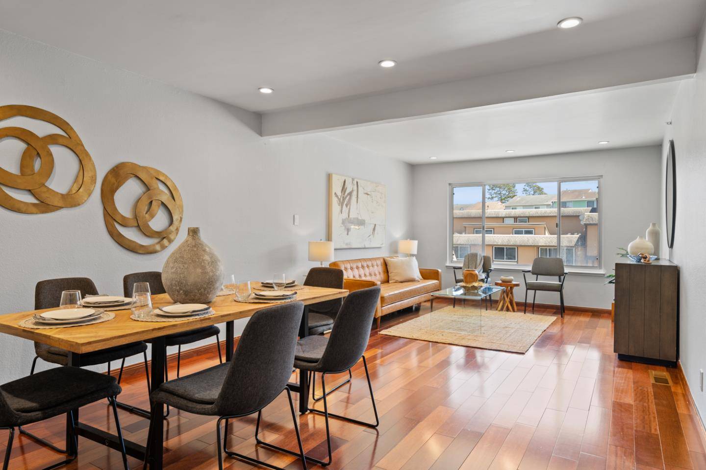 South San Francisco, CA 94080,2462 Rowntree WAY