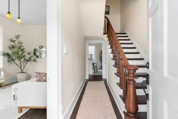 Santa Cruz, CA 95060,126 Cedar ST