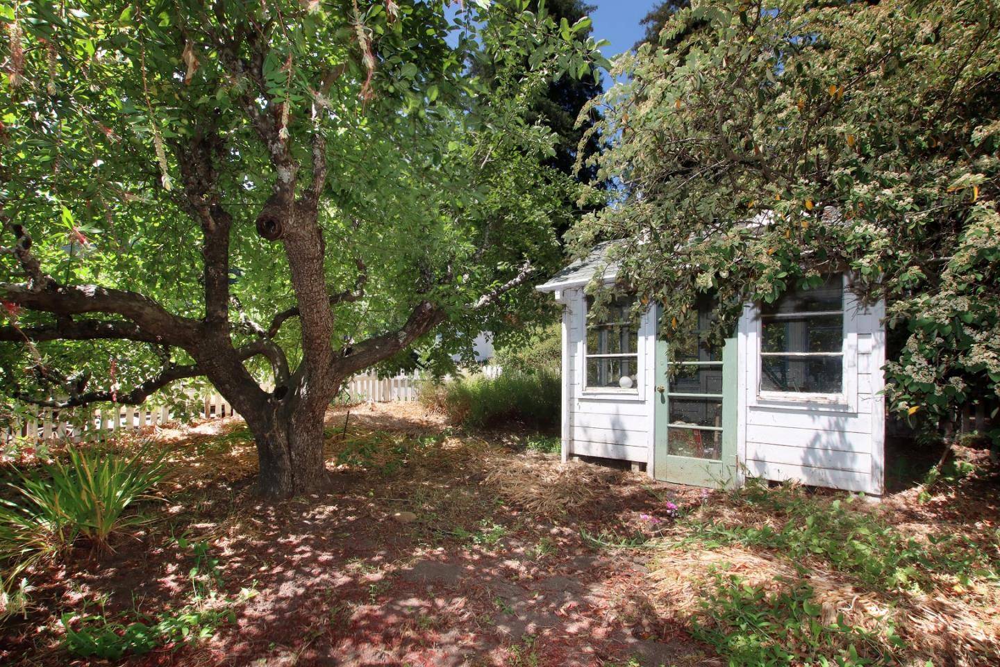 Felton, CA 95018,324 Laurel DR