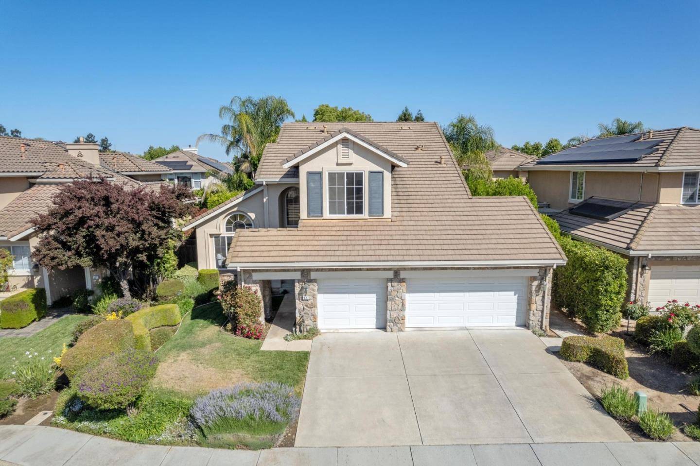 527 Calle Florencia, Morgan Hill, CA 95037