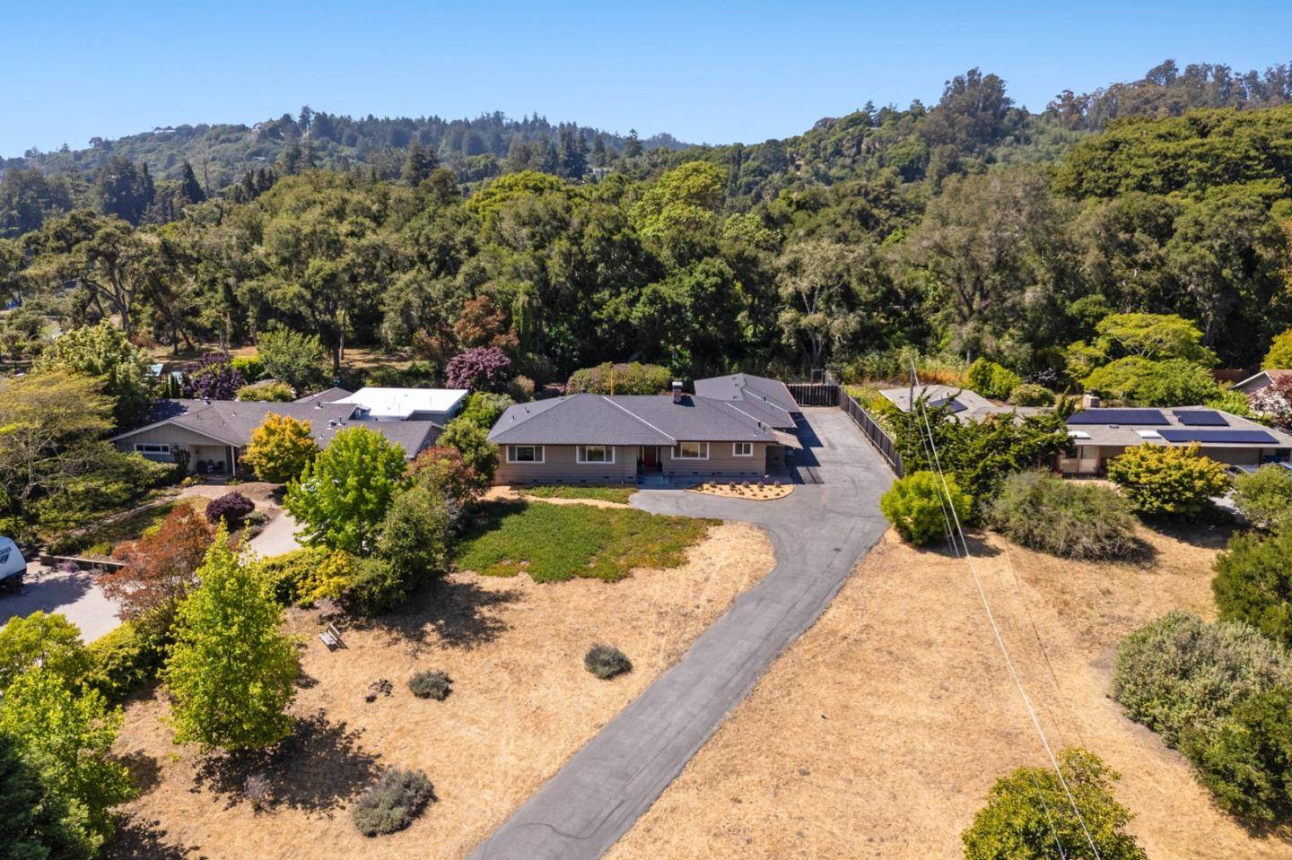 2071 Huntington DR, Aptos, CA 95003