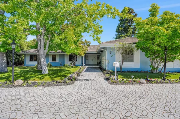 937 Parrott DR, Hillsborough, CA 94010