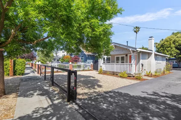 Redwood City, CA 94061,441 Vera AVE