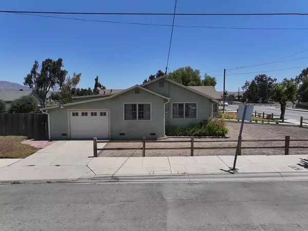 Greenfield, CA 93927,434 Oak AVE