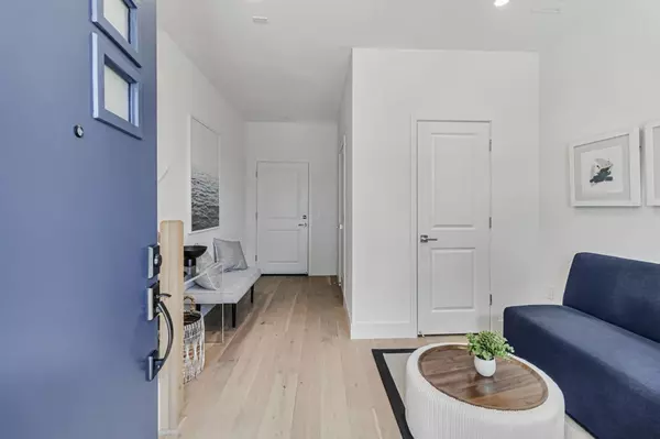 Palo Alto, CA 94303,2878 Josephine LN