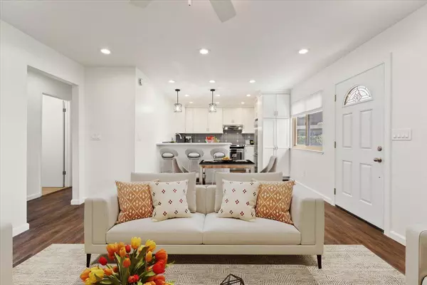 Capitola, CA 95010,1420 Ruby Court 1