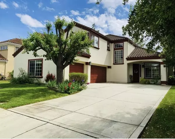 982 White Cloud DR, Morgan Hill, CA 95037