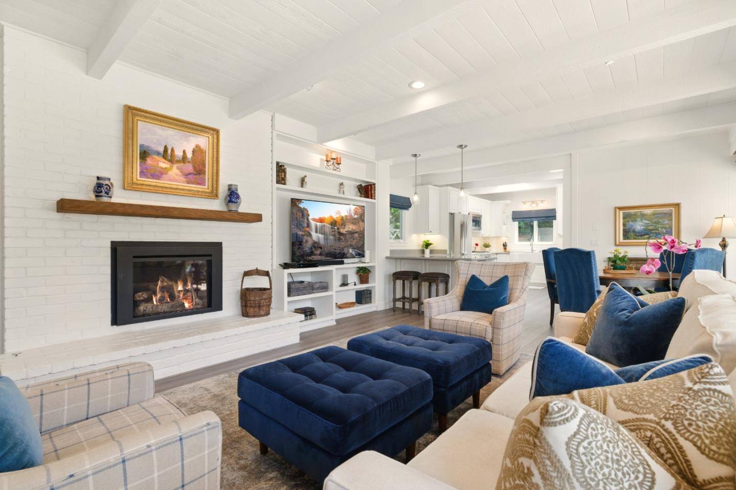 Carmel, CA 93921,0 Carmelo 5 SE of 12th