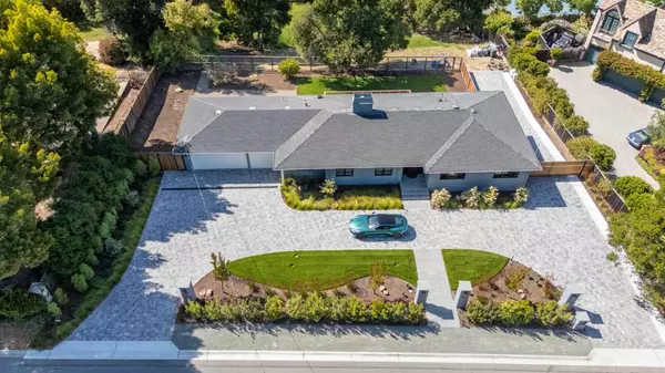 Hillsborough, CA 94010,1620 Marlborough RD