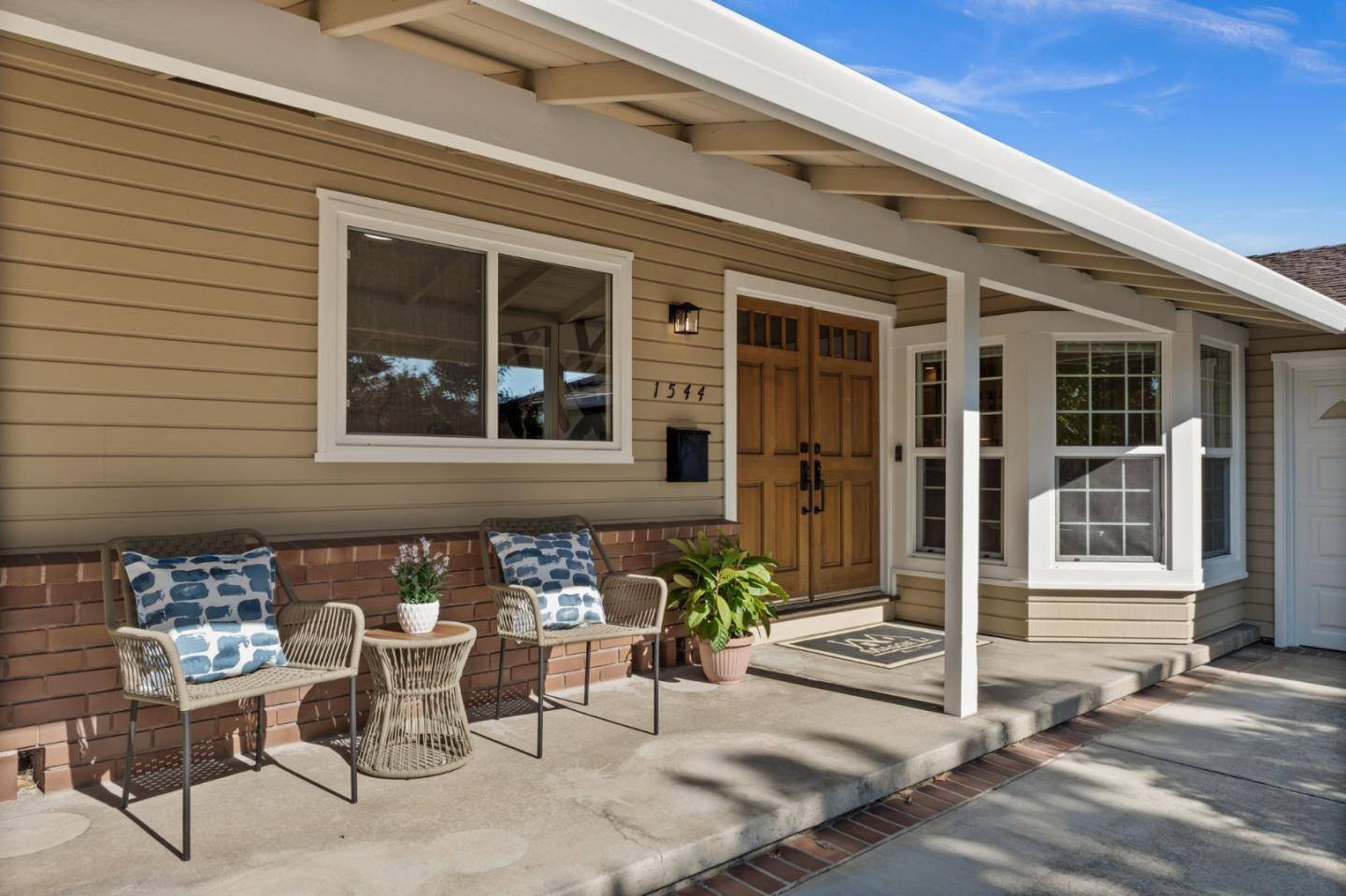 Sunnyvale, CA 94087,1544 Klamath DR