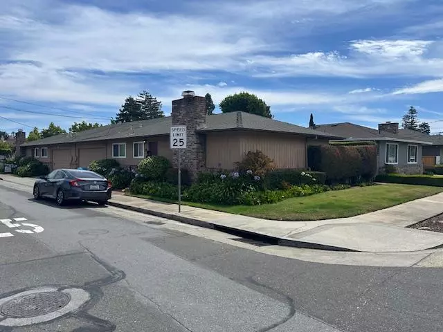 139 Hobart Avenue, San Mateo, CA 94402