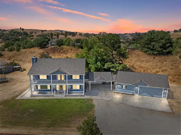 695 Hospital RD, Hollister, CA 95023