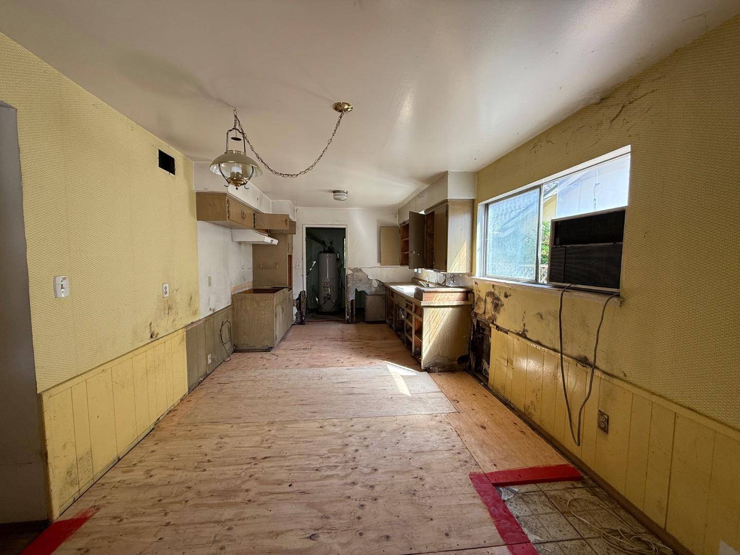 San Jose, CA 95124,1775 Donna LN