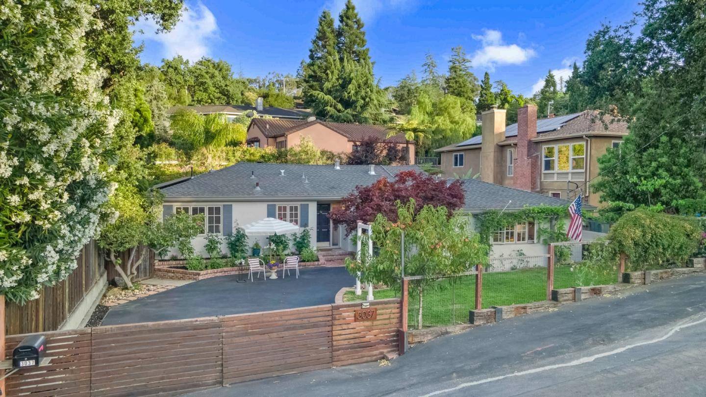 3037 Hopkins AVE, Redwood City, CA 94062