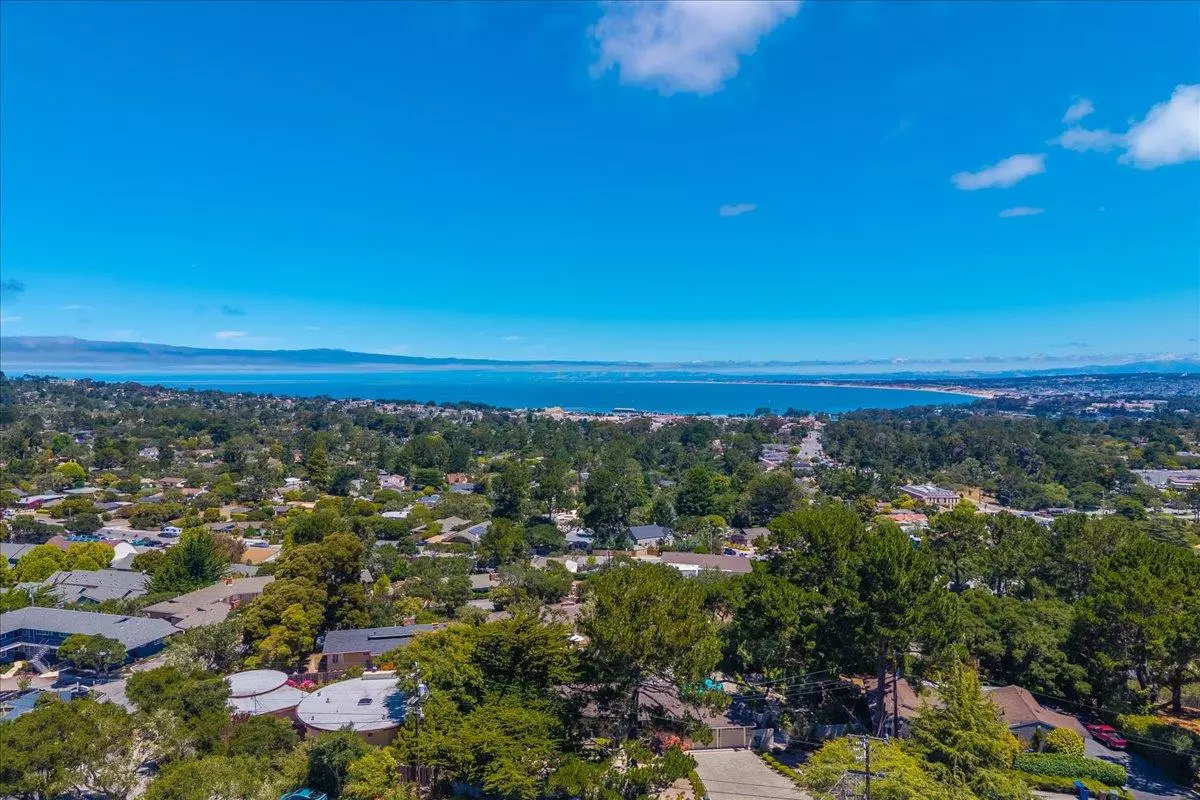 Monterey, CA 93940,152 Mar Vista DR