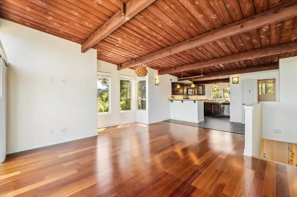 Monterey, CA 93940,152 Mar Vista DR