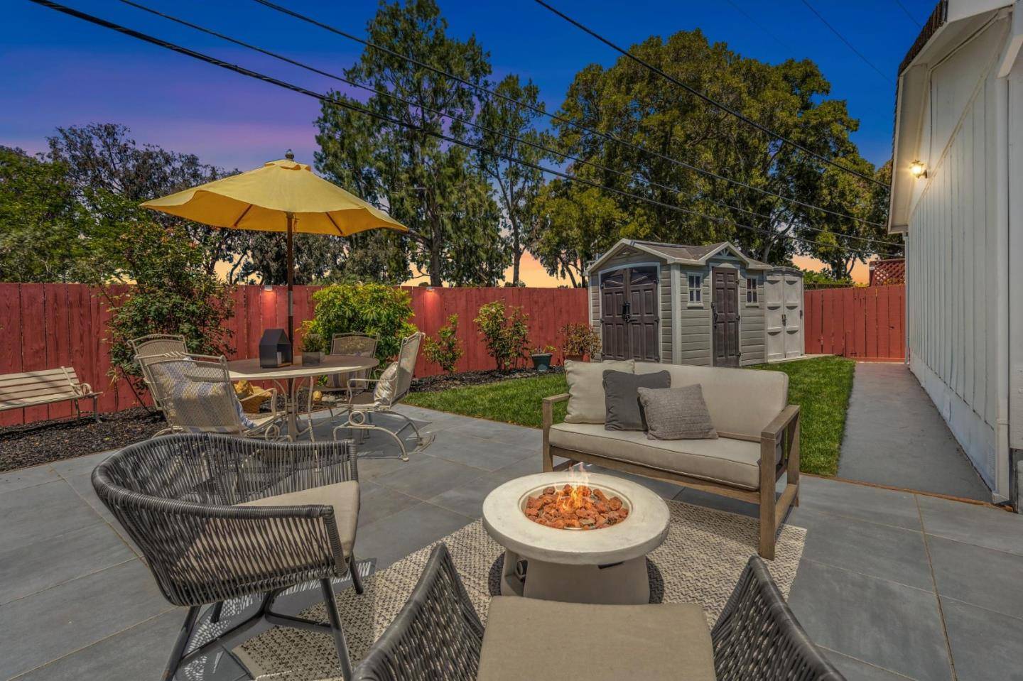 San Mateo, CA 94403,1633 Ark ST