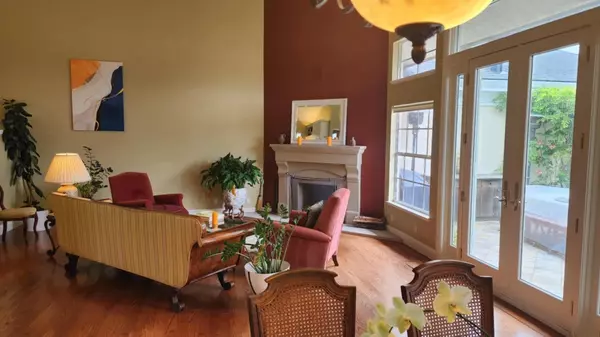 Half Moon Bay, CA 94019,443 Burning Tree CT